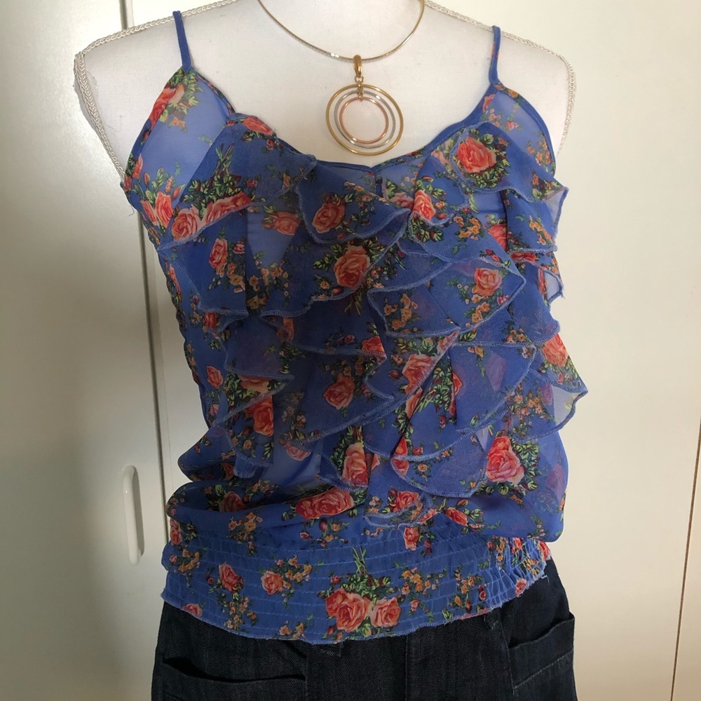 💰 3 for $9 💰 Sheer Blue Floral Ruffled Tank top
